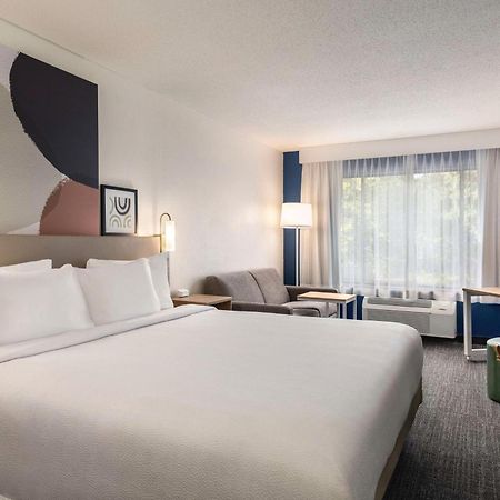 Spark By Hilton Mystic Groton Экстерьер фото