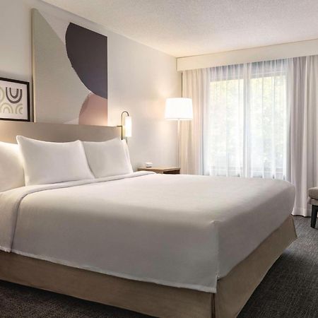 Spark By Hilton Mystic Groton Экстерьер фото